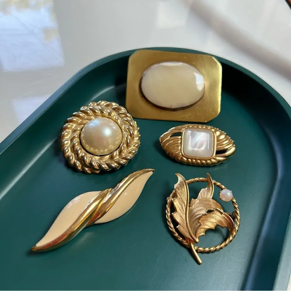 Bold Oversized 5 Piece Gold Pearl Cream Toned Brooch Pin Lot Mixed Eras